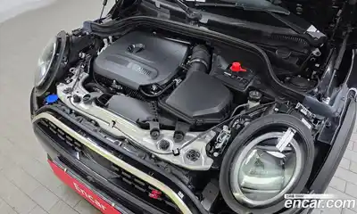 Mini Cooper 2025 2.0 Автомат в Москве № 213957, миниатюра 4