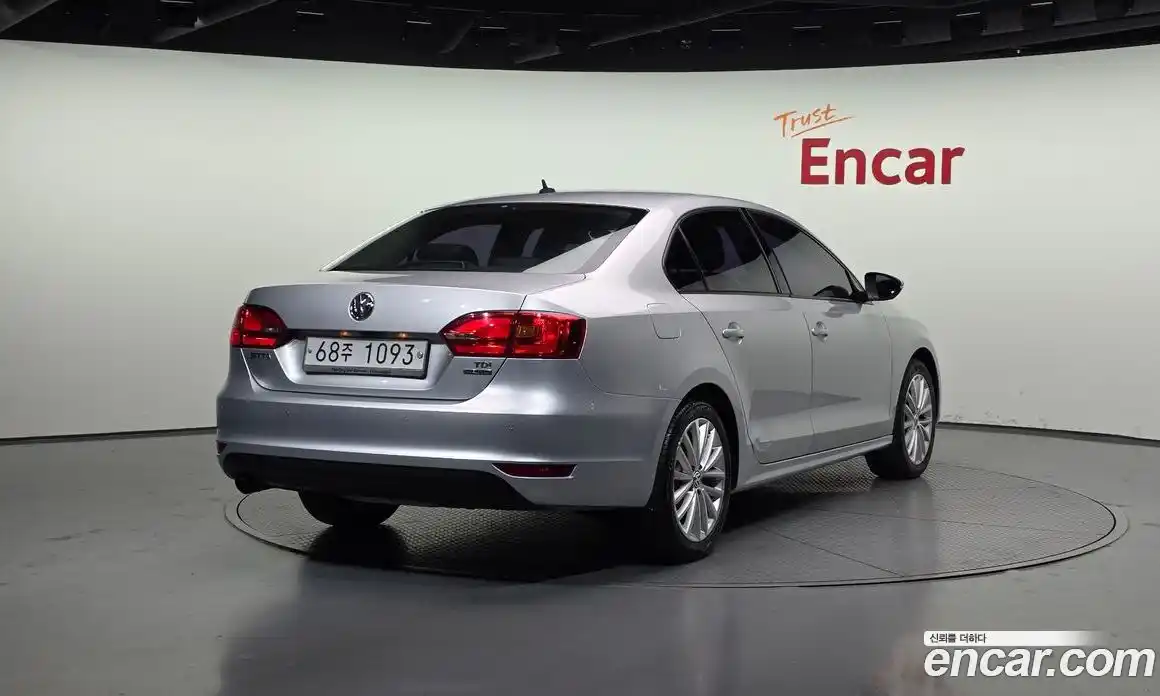 Volkswagen Jetta 2013 1.6 Автомат в Москве № 215373, фото 7