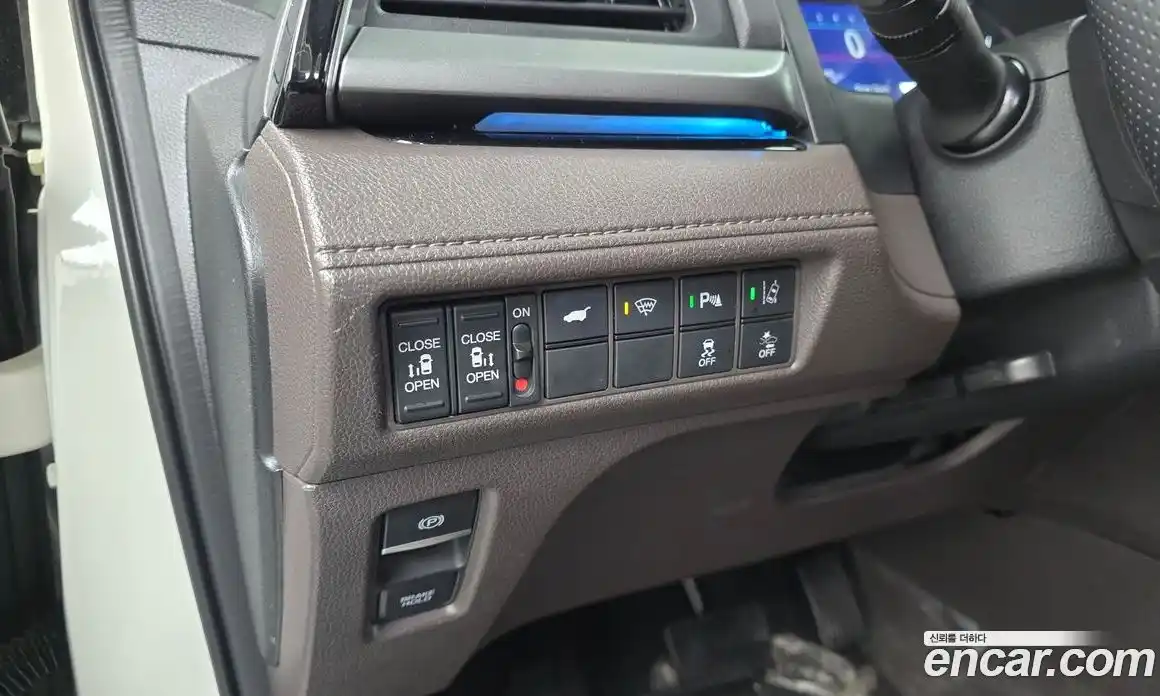 Honda Odyssey 2019 3.5 Автомат в Москве № 215680, фото 19