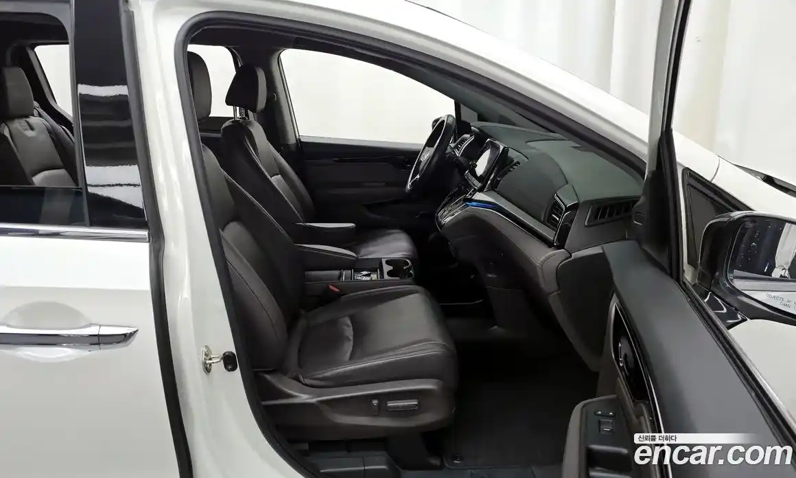 Honda Odyssey 2019 3.5 Автомат в Москве № 215680, фото 20