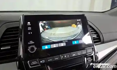 Honda Odyssey 2019 3.5 Автомат в Москве № 215680, миниатюра 4