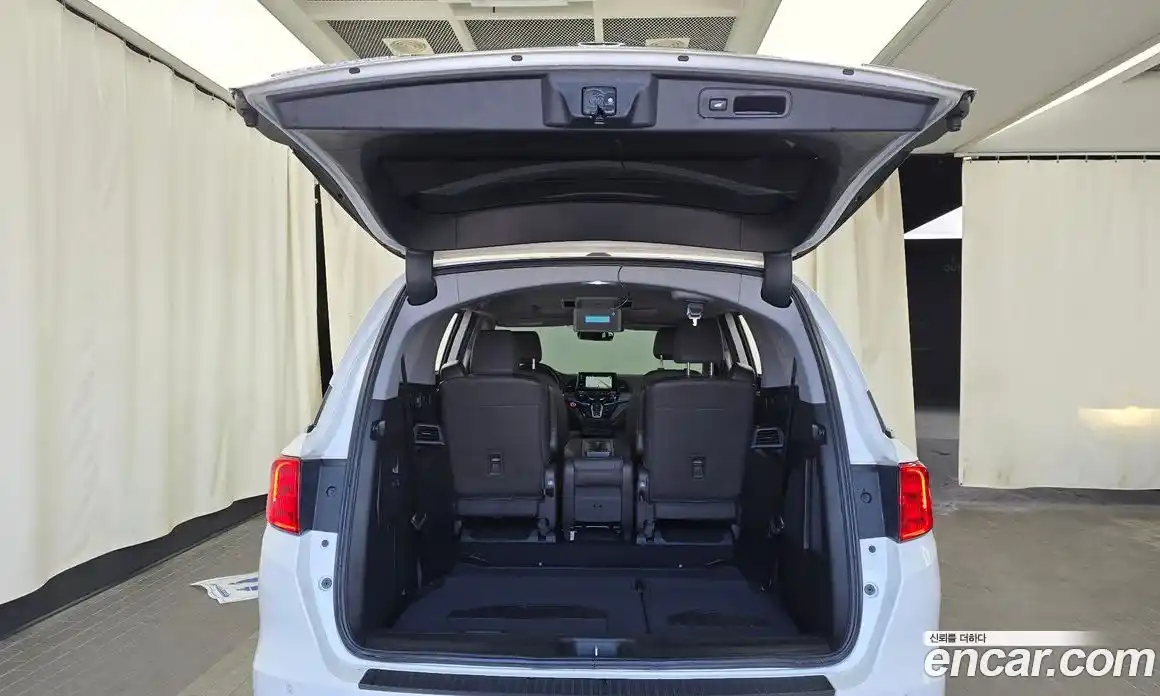 Honda Odyssey 2019 3.5 Автомат в Москве № 215680, фото 5