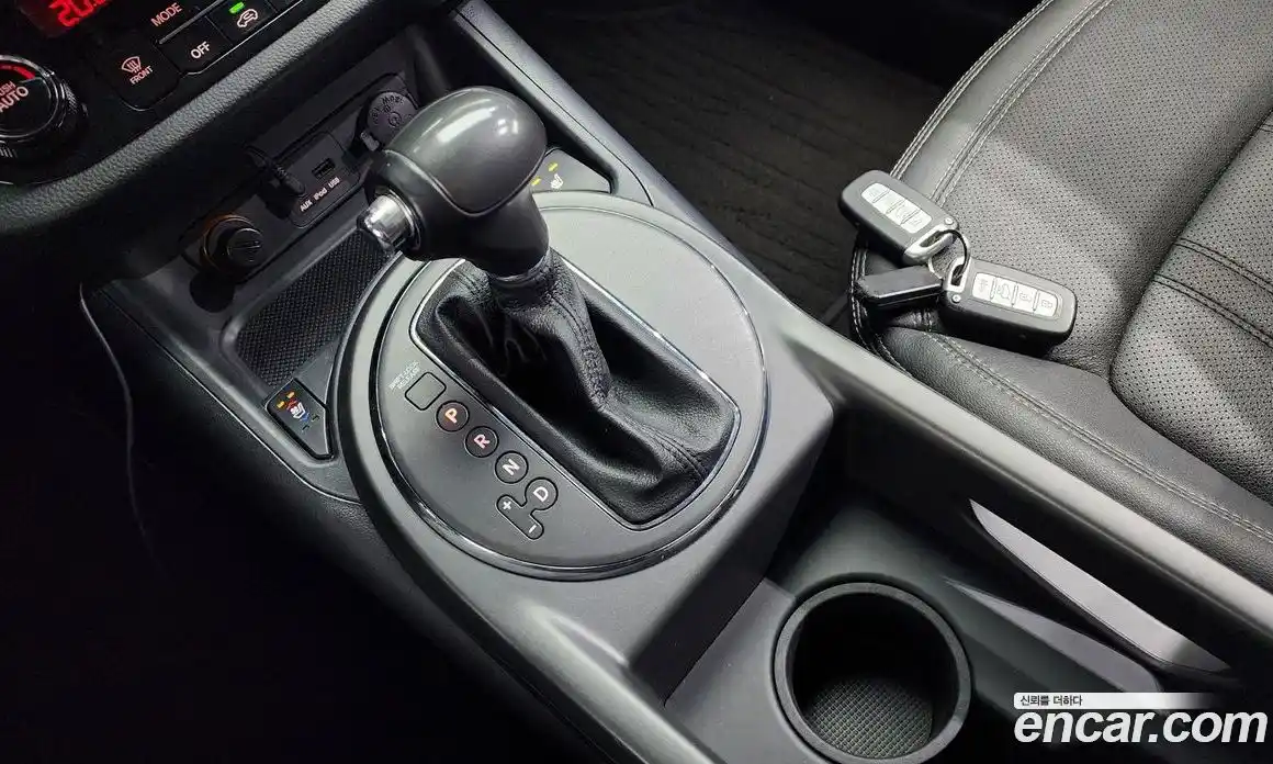 Kia Sportage 2013 2.0 Автомат в Москве № 21678, фото 15