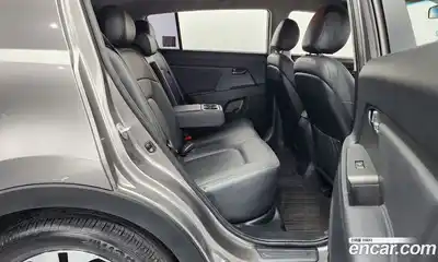 Kia Sportage 2013 2.0 Автомат в Москве № 21678, миниатюра 4
