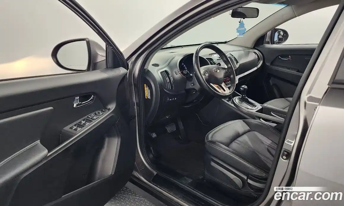 Kia Sportage 2013 2.0 Автомат в Москве № 21678, фото 5