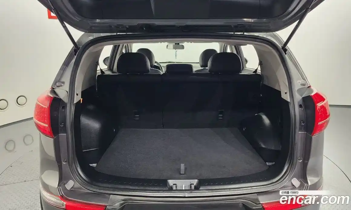 Kia Sportage 2013 2.0 Автомат в Москве № 21678, фото 10