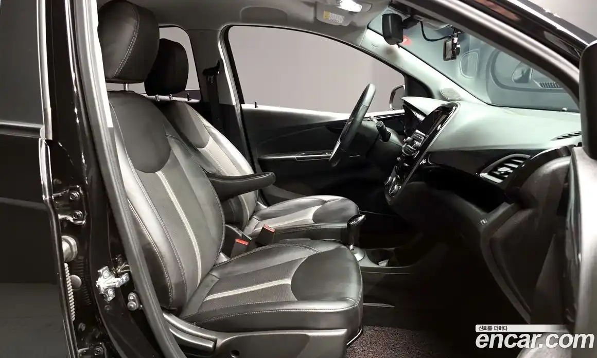 Chevrolet Spark 2019 1.0 Автомат в Москве № 217897, фото 18