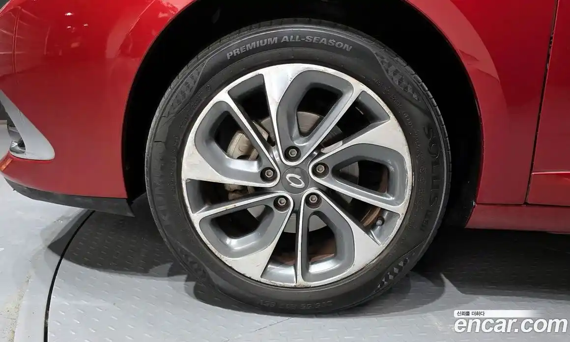 Renault SM3 2015 1.6 Автомат в Москве № 221472, фото 11