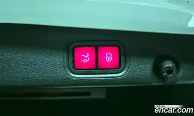 Mercedes-Benz E-Class 2021 2.0 Автомат в Москве № 226200, миниатюра 11