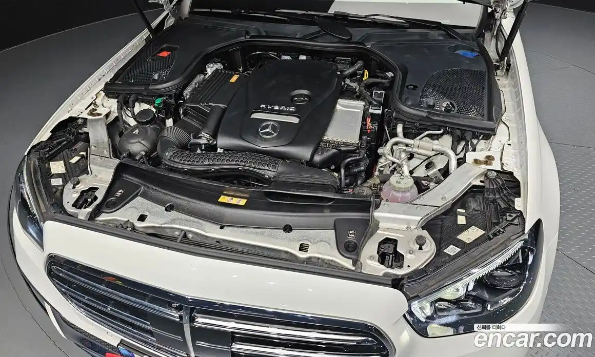 Mercedes-Benz E-Class 2021 2.0 Автомат в Москве № 226200, фото 18