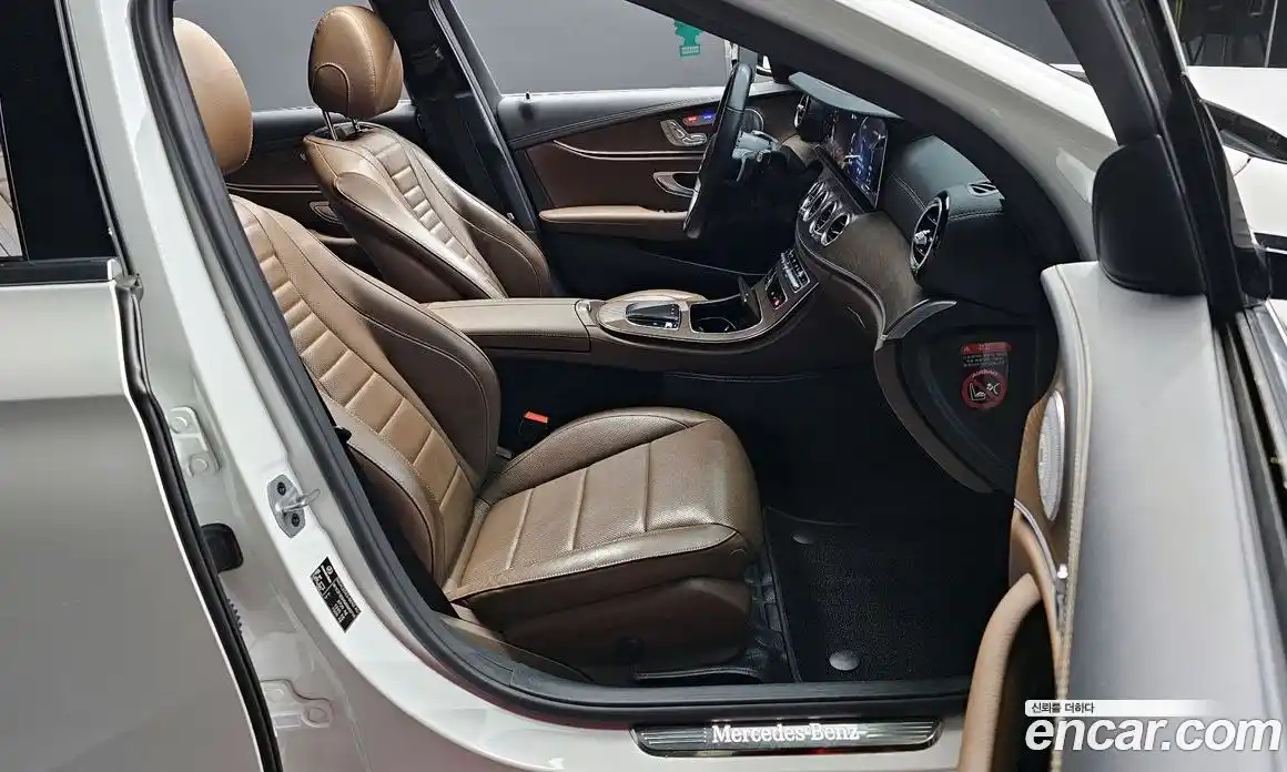 Mercedes-Benz E-Class 2021 2.0 Автомат в Москве № 226200, фото 20