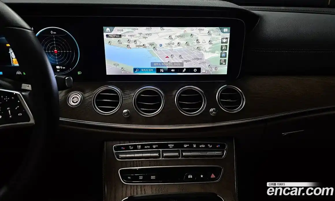 Mercedes-Benz E-Class 2021 2.0 Автомат в Москве № 226200, фото 6