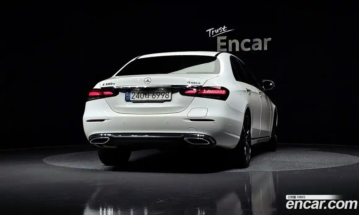 Mercedes-Benz E-Class 2021 2.0 Автомат в Москве № 226200, фото 7