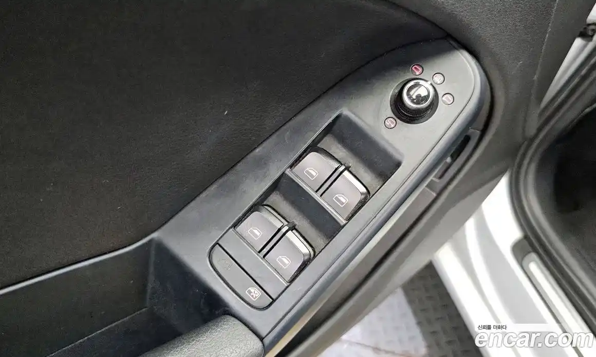 Audi A4 2010 2.0 Автомат в Москве № 229536, фото 5