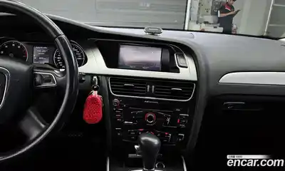 Audi A4 2010 2.0 Автомат в Москве № 229536, миниатюра 6