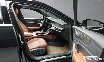 Audi A6 2021 2.0 Автомат в Москве № 230165, миниатюра 11