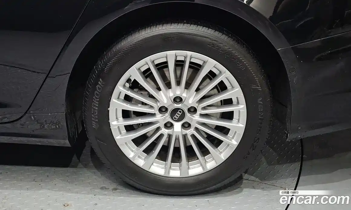 Audi A6 2021 2.0 Автомат в Москве № 230165, фото 17