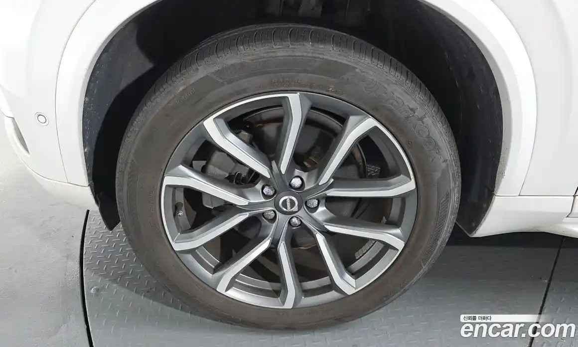 Volvo XC90 2017 2.0 Автомат в Москве № 230622, фото 20