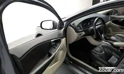 Volvo V40 2016 2.0 Автомат в Москве № 230627, миниатюра 11