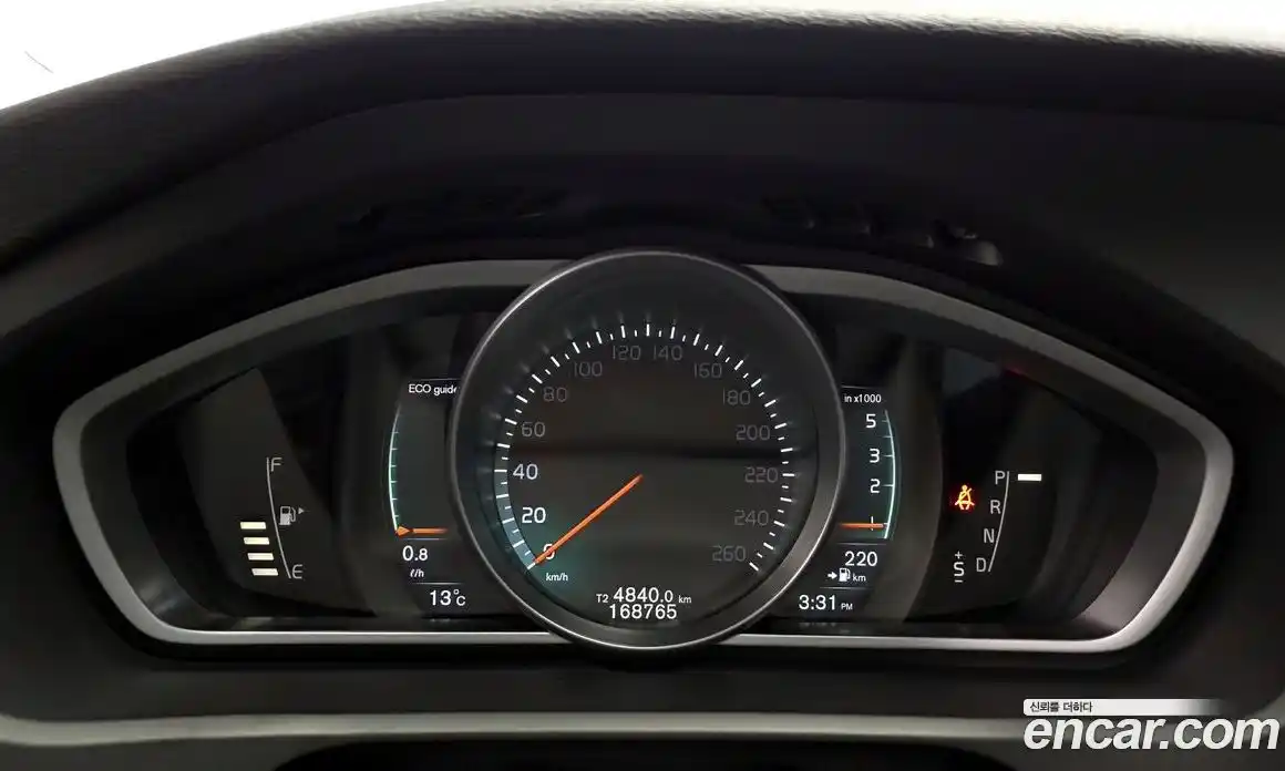 Volvo V40 2016 2.0 Автомат в Москве № 230627, фото 14