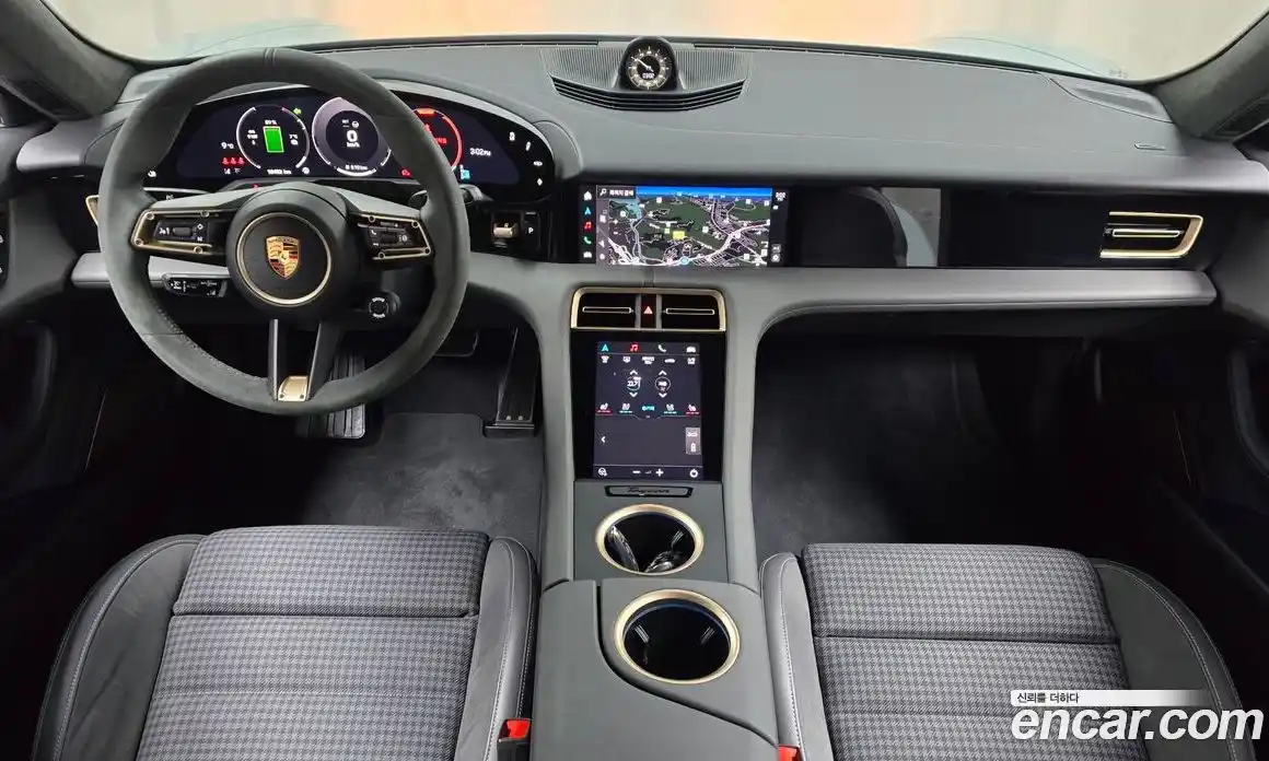 Porsche Taycan 2025 0.1 Автомат в Москве № 230924, фото 5