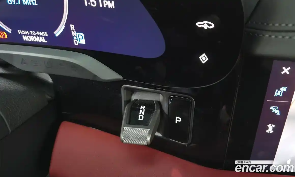 Porsche Taycan 2025 0.1 Автомат в Москве № 230933, фото 11