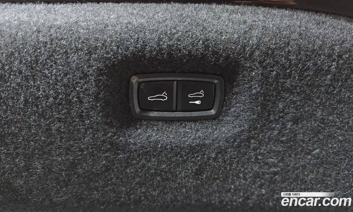 Porsche Taycan 2025 0.1 Автомат в Москве № 230933, фото 14