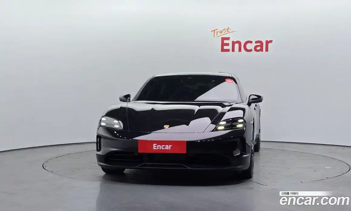 Porsche Taycan 2025 0.1 Автомат в Москве № 230933, фото 15