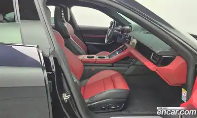 Porsche Taycan 2025 0.1 Автомат в Москве № 230933, миниатюра 7