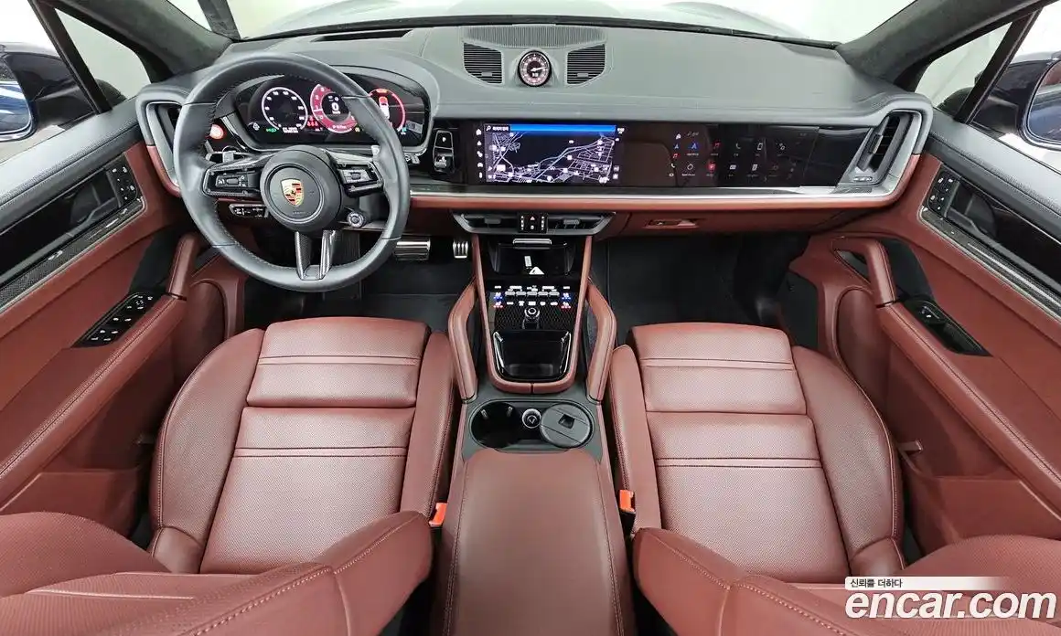 Porsche Cayenne 2024 3.0 Автомат в Москве № 230947, фото 11