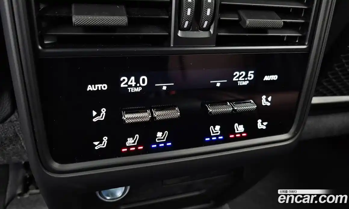 Porsche Cayenne 2024 3.0 Автомат в Москве № 230947, фото 19