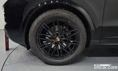 Porsche Cayenne 2024 3.0 Автомат в Москве № 230961, миниатюра 11