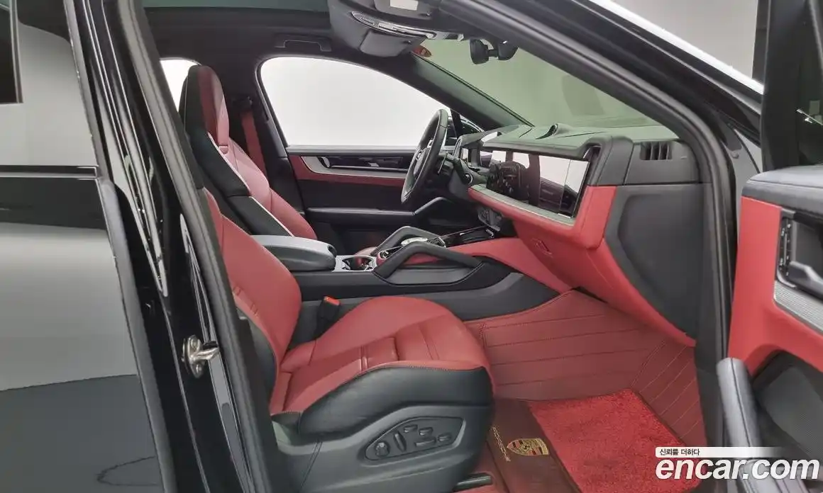 Porsche Cayenne 2024 3.0 Автомат в Москве № 230961, фото 19