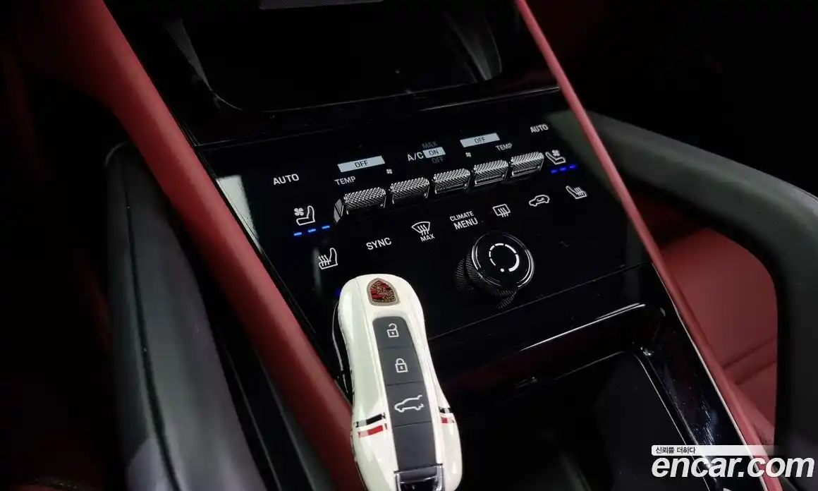 Porsche Cayenne 2024 3.0 Автомат в Москве № 230961, фото 3