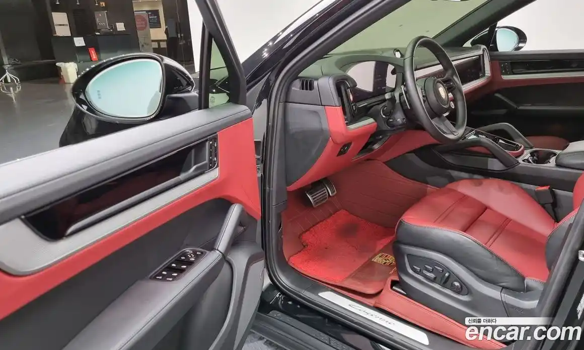 Porsche Cayenne 2024 3.0 Автомат в Москве № 230961, фото 4