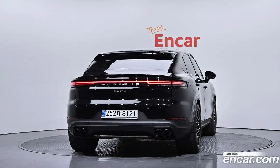 Porsche Cayenne 2024 3.0 Автомат в Москве № 230961, фото 5