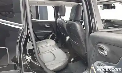 Jeep Renegade 2015 2.0 Автомат в Москве № 232447, миниатюра 12