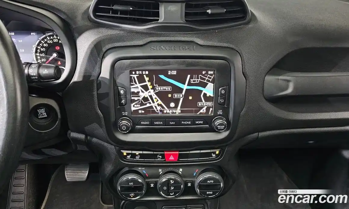 Jeep Renegade 2015 2.0 Автомат в Москве № 232447, фото 15