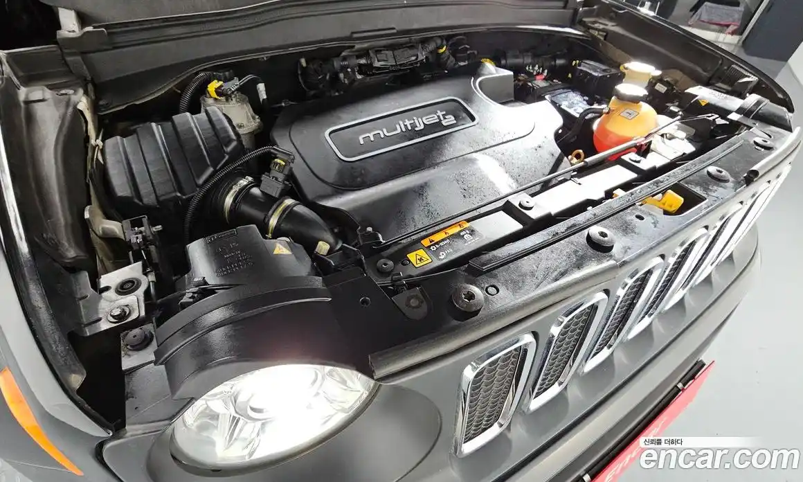 Jeep Renegade 2015 2.0 Автомат в Москве № 232447, фото 17