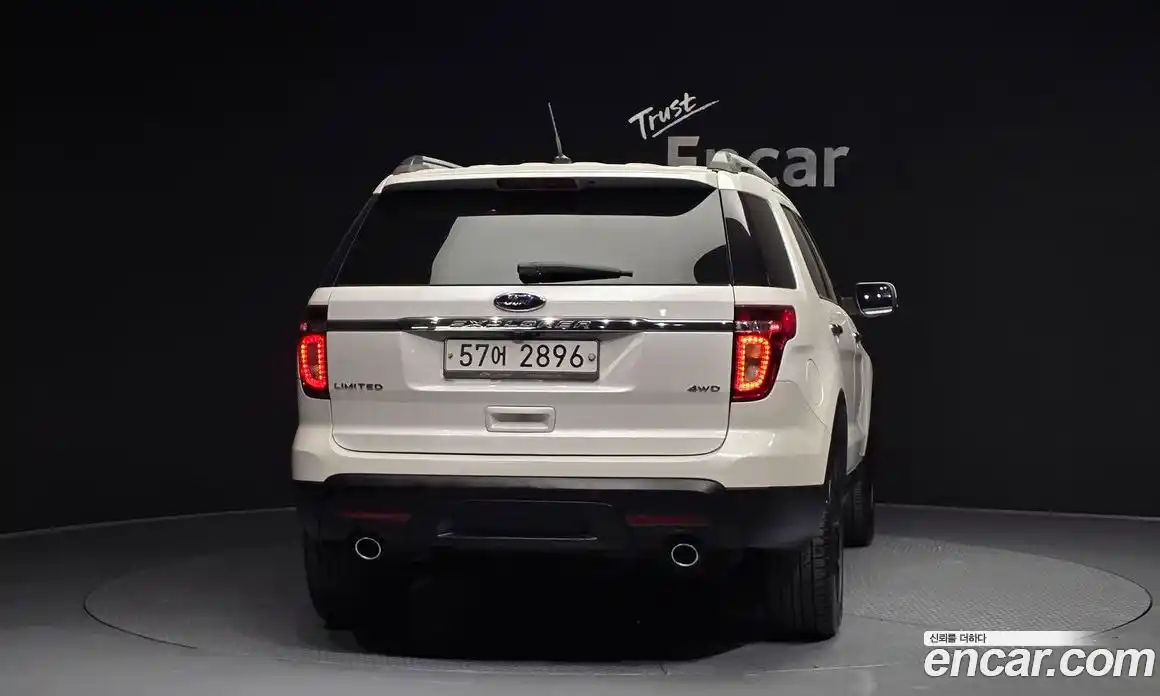 Ford Explorer 2014 3.5 Автомат в Москве № 233298, фото 19