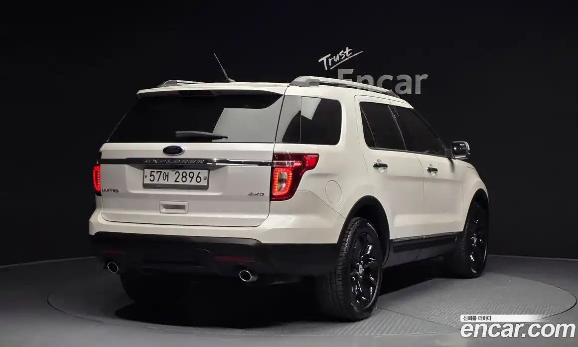 Ford Explorer 2014 3.5 Автомат в Москве № 233298, фото 4
