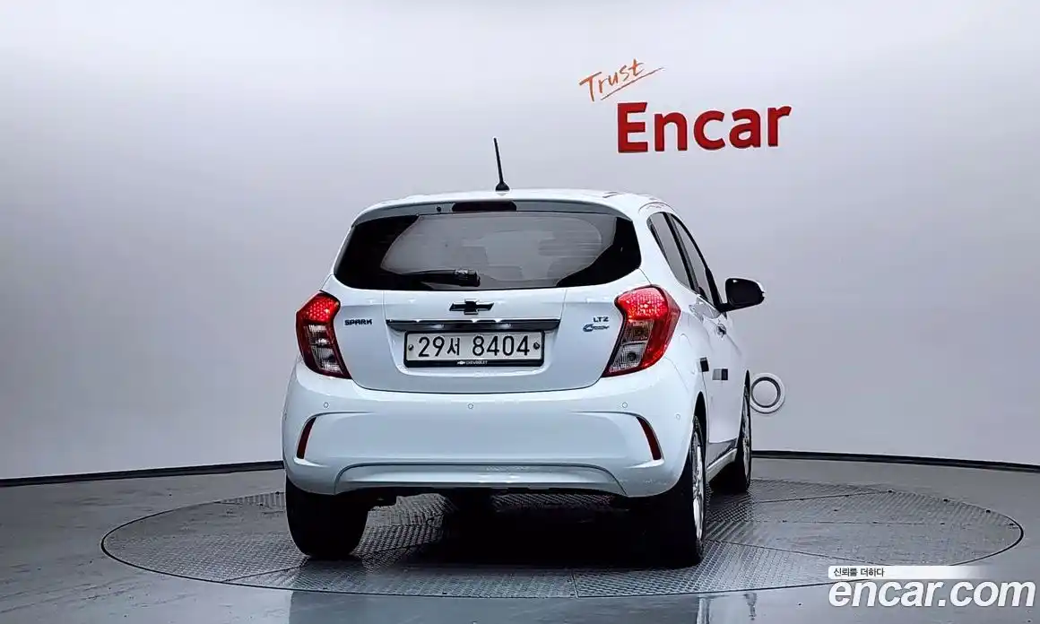 Chevrolet Spark 2017 1.0 Автомат в Москве № 238730, фото 13