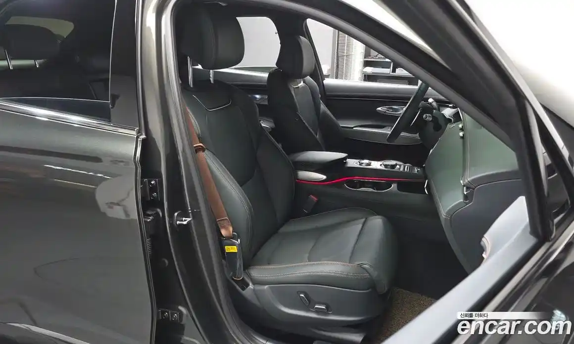 Genesis GV70 2024 2.5 Автомат в Москве № 24016, фото 14