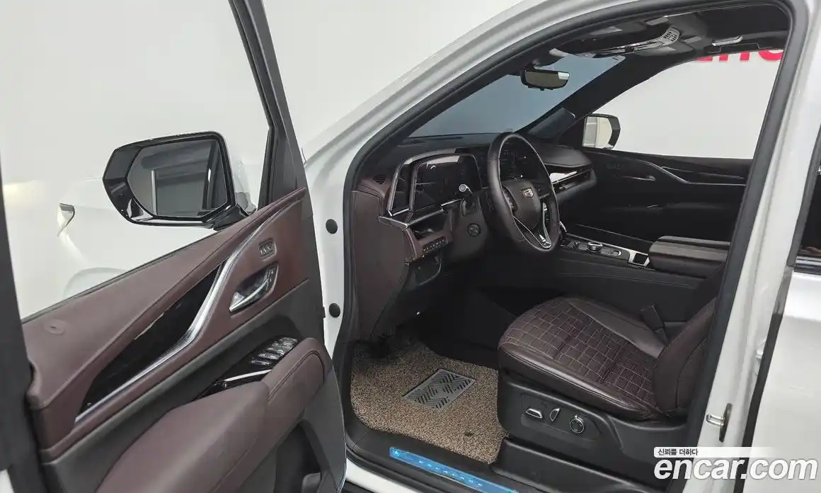 Cadillac Escalade 2023 6.2 Автомат в Москве № 256359, фото 10