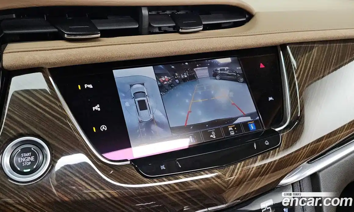 Cadillac XT6 2022 3.6 Автомат в Москве № 256449, фото 19