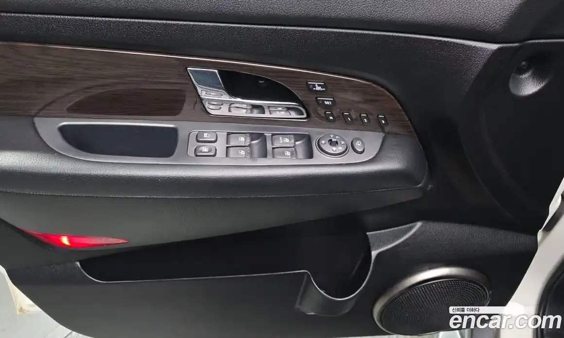 SsangYong Rexton 2011 2.0 Автомат в Москве № 25849, фото 17