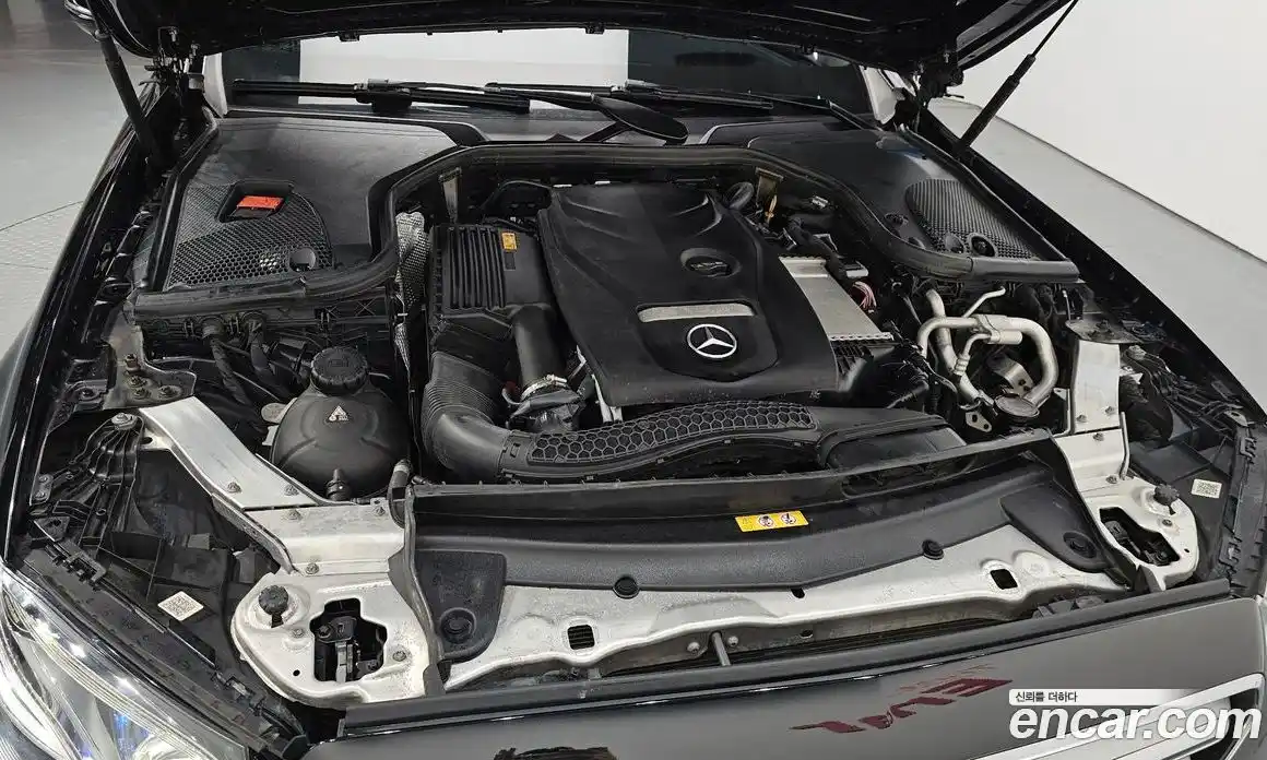 Mercedes-Benz E-Class 2018 2.0 Автомат в Москве № 265263, фото 18