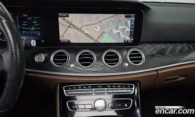Mercedes-Benz E-Class 2018 2.0 Автомат в Москве № 265263, миниатюра 5