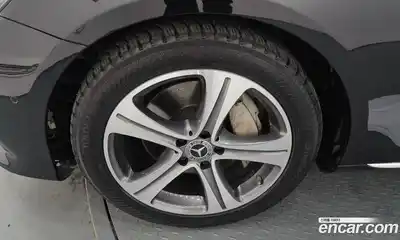 Mercedes-Benz E-Class 2018 2.0 Автомат в Москве № 265263, миниатюра 9