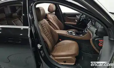 Mercedes-Benz E-Class 2018 2.0 Автомат в Москве № 265263, миниатюра 10